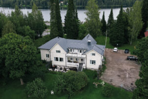 Ruustinnan vanha päärakennus