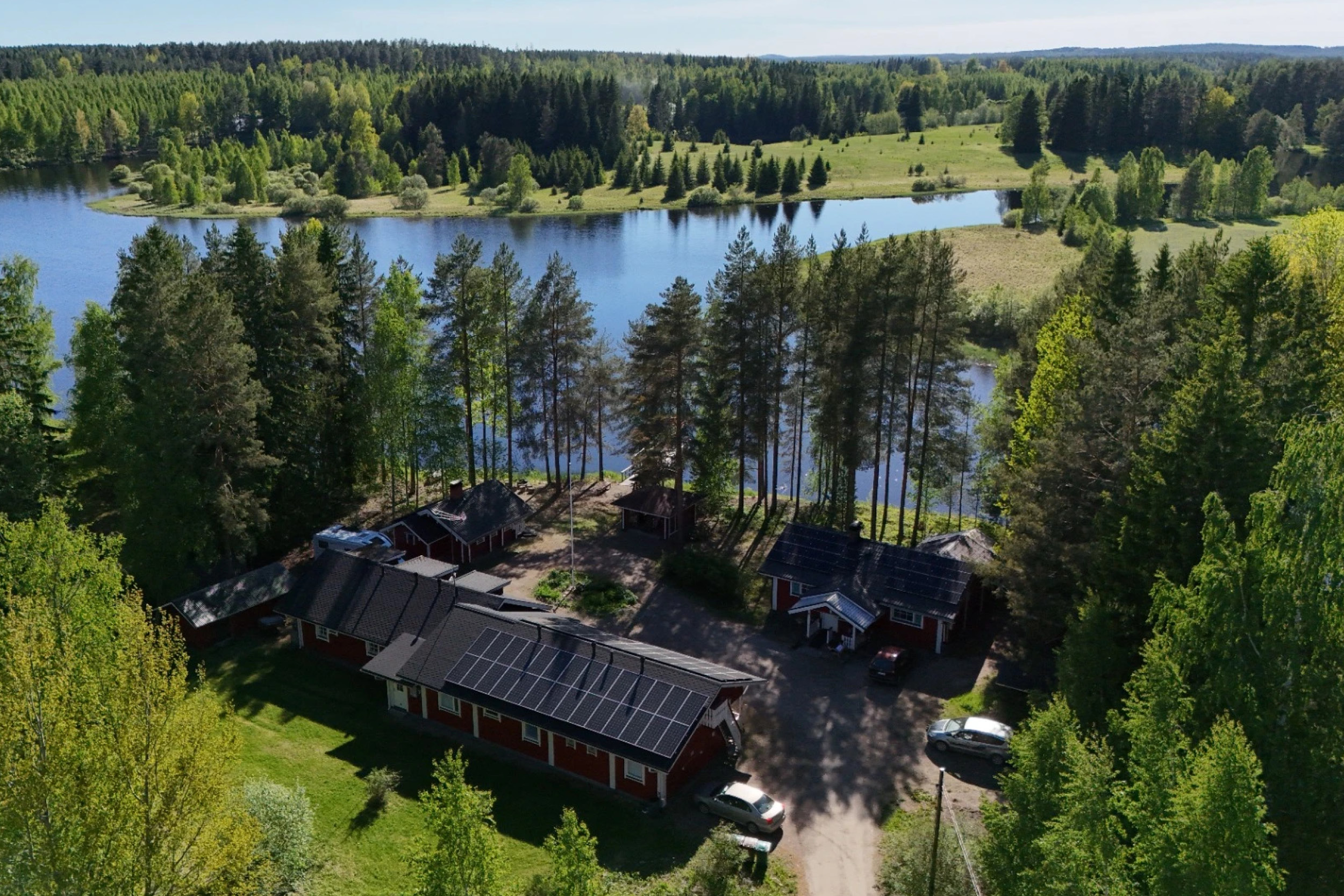 Ilmakuva Venentsianrannan mökeistä